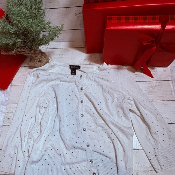 White House Black Market White Embellished Cardigan - Picture 7 of 8